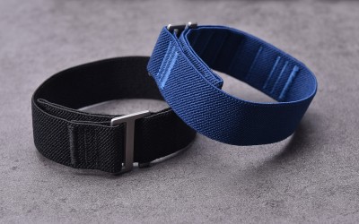 Elastisches einteiliges Nylon-Uhrenarmband, 20 mm, Schwarz Elastisches einteiliges Nylon-Uhrenarmband, 20 mm, Schwarz