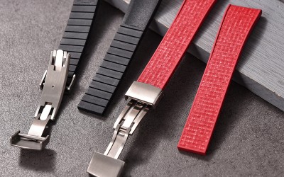 Cut-to-size mosaic-textured FKM rubber watch strap with deployant clasp, 20 mm, Red
