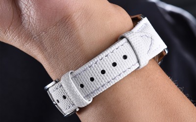 Hybrid FKM rubber and leather watch strap with sailcloth texture, 18 mm, White
