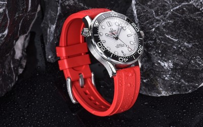 Premium grade FKM rubber watch strap, 20mm, Red, JP-RWB041-20P-4A